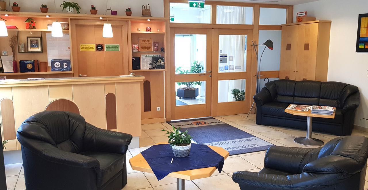 Fruehstueckspension Winter Gössendorf エクステリア 写真